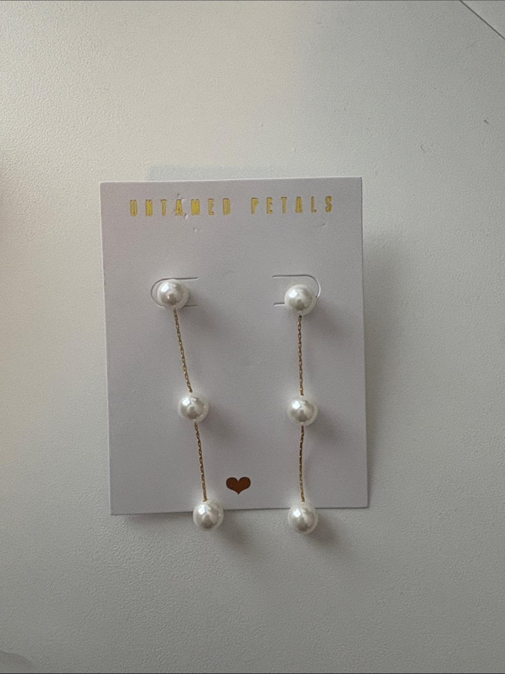 UNTAMED PETALS BY AMANDA JUDGE Gold Chain Pearl Drop Earrings